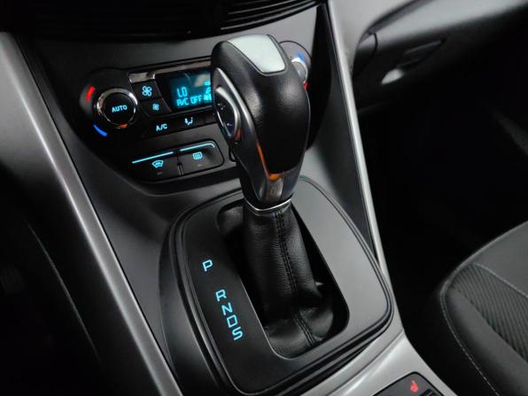 Ford Kuga II с пробегом 2013 года, цена 1 068 000 рублей, 133141 км, внедорожник, Автокод Объявления