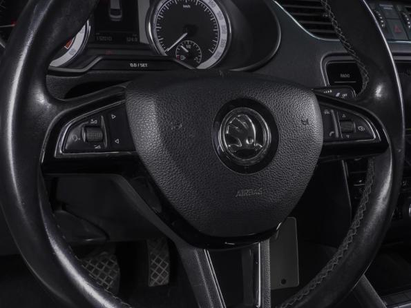Skoda Octavia III (A7) Рестайлинг с пробегом 2017 года, цена 1 700 000 рублей, 132010 км, лифтбек, Автокод Объявления