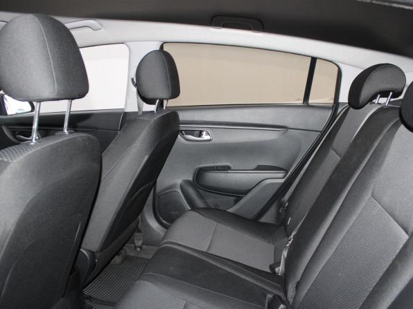 Kia Rio IV Рестайлинг с пробегом 2021 года, цена 1 599 900 рублей, 113524 км, хэтчбек, Автокод Объявления