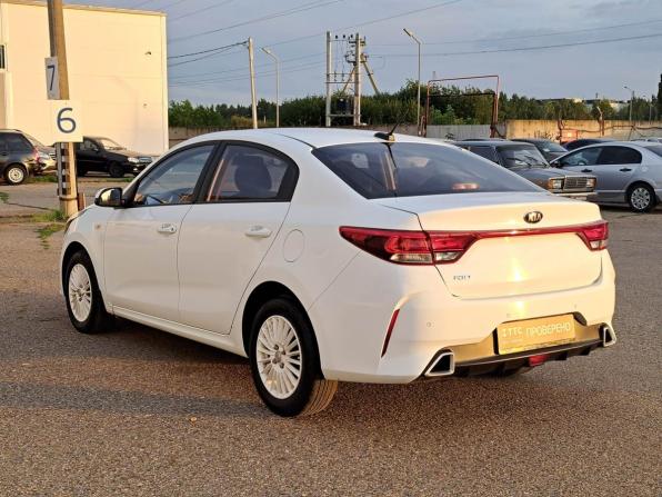 Kia Rio IV Рестайлинг с пробегом 2020 года, цена 1 120 000 рублей, 258306 км, седан, Автокод Объявления