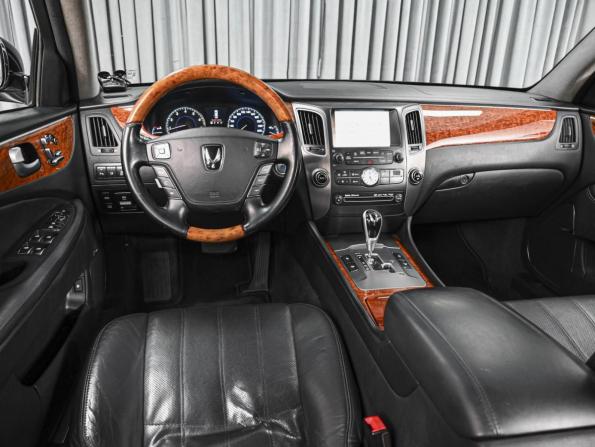Hyundai Equus II с пробегом 2012 года, цена 1 150 111 рублей, 294748 км, седан, Автокод Объявления