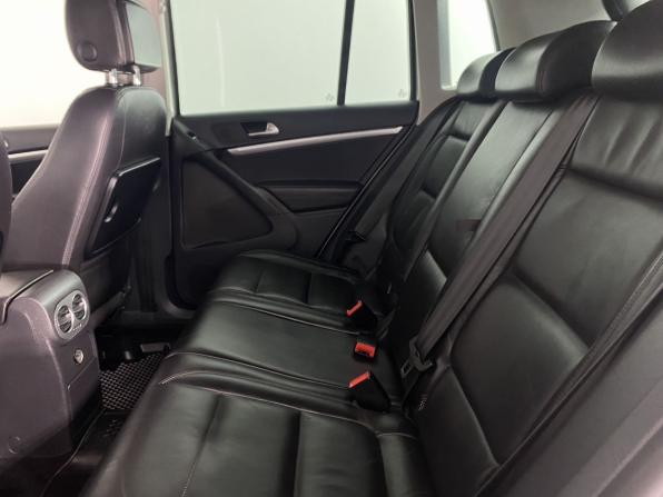 Volkswagen Tiguan I Рестайлинг с пробегом 2011 года, цена 1 295 000 рублей, 233899 км, внедорожник, Автокод Объявления