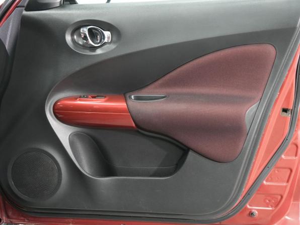 Nissan Juke I с пробегом 2012 года, цена 1 150 000 рублей, 246000 км, внедорожник, Автокод Объявления