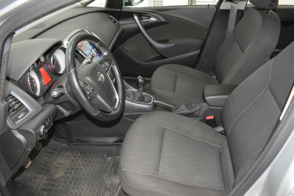 Opel Astra J Рестайлинг Киров  - изображение 16