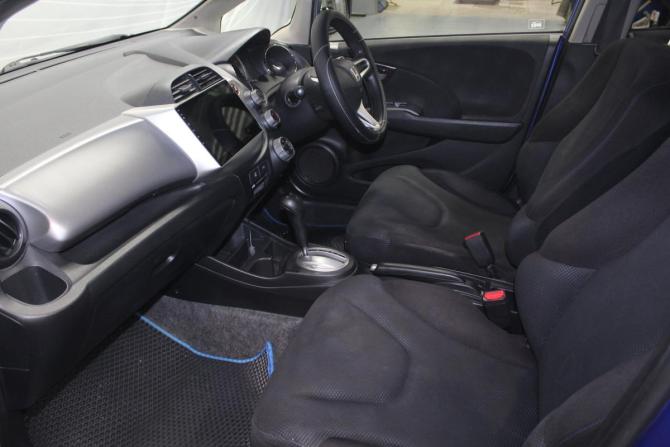 Honda Fit II с пробегом 2012 года, цена 659 000 рублей, 160698 км, хэтчбек, Автокод Объявления