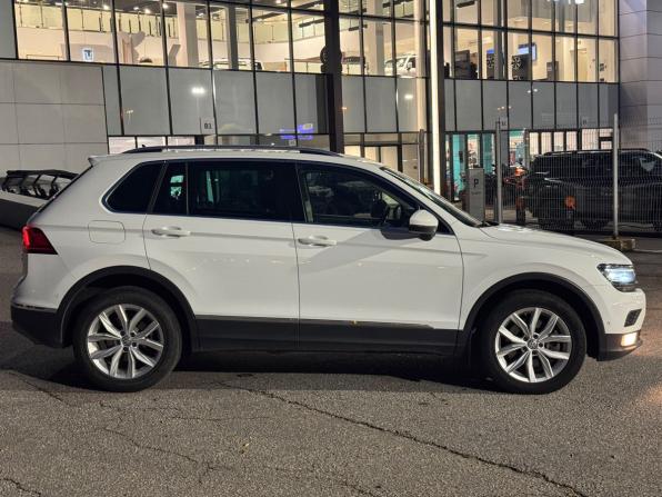 Volkswagen Tiguan II с пробегом 2017 года, цена 1 970 000 рублей, 198748 км, внедорожник, Автокод Объявления