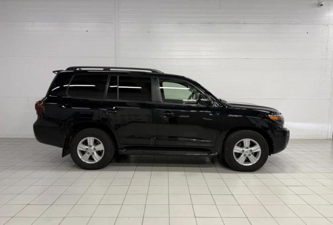 Toyota Land Cruiser 200 Series Рестайлинг 1 с пробегом 2014 года, цена 3 750 000 рублей, 250707 км, внедорожник, Автокод Объявления