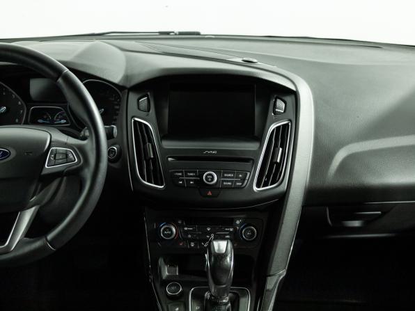 Ford Focus III Рестайлинг с пробегом 2016 года, цена 939 700 рублей, 123677 км, седан, Автокод Объявления