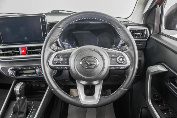 Daihatsu Rocky A200 с пробегом 2021 года, цена 1 699 000 рублей, 31000 км, внедорожник, Автокод Объявления