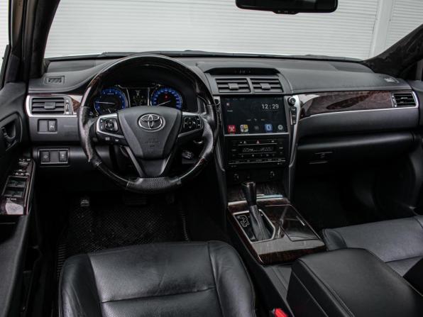 Toyota Camry VII (XV50) Рестайлинг 2 с пробегом 2017 года, цена 1 840 000 рублей, 257404 км, седан, Автокод Объявления
