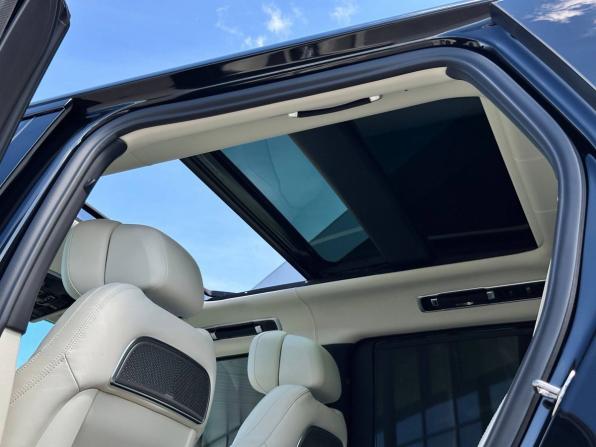 Land Rover Range Rover V с пробегом 2025 года, цена 27 900 000 рублей, 1410 км, внедорожник, Автокод Объявления