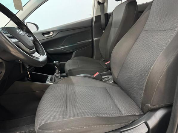 Hyundai Solaris II с пробегом 2019 года, цена 1 341 000 рублей, 99700 км, седан, Автокод Объявления