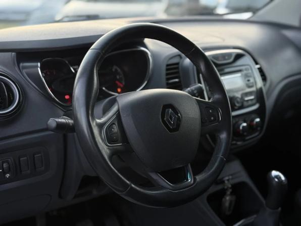 Renault Kaptur I с пробегом 2017 года, цена 1 299 000 рублей, 117421 км, внедорожник, Автокод Объявления