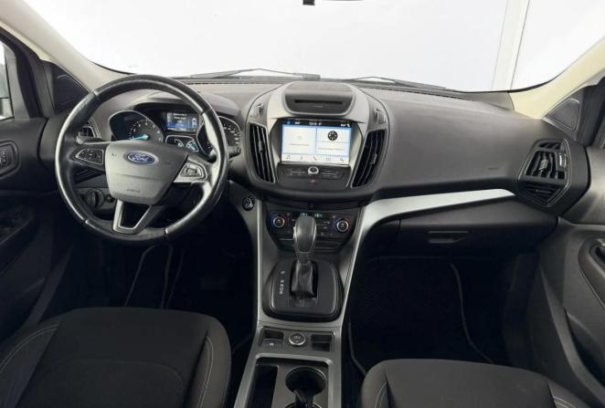 Ford Kuga II Рестайлинг с пробегом 2019 года, цена 1 645 000 рублей, 181290 км, внедорожник, Автокод Объявления