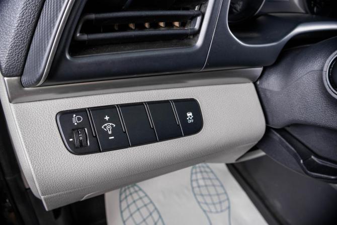 Hyundai Elantra VI (AD) Рестайлинг с пробегом 2020 года, цена 1 649 000 рублей, 130460 км, седан, Автокод Объявления