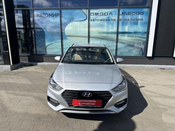 Hyundai Solaris II с пробегом 2018 года, цена 1 240 000 рублей, 136543 км, седан, Автокод Объявления