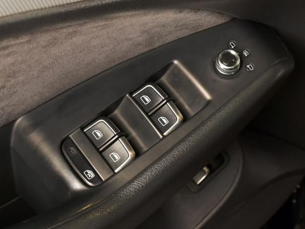 Audi Q5 I (8R) Рестайлинг с пробегом 2013 года, цена 1 999 995 рублей, 194856 км, внедорожник, Автокод Объявления