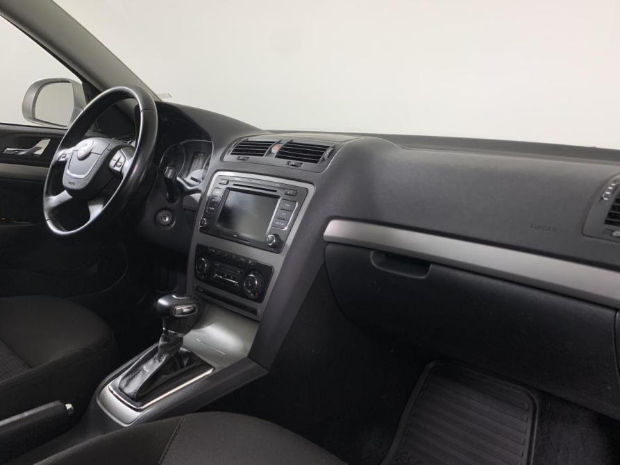 Skoda Octavia II (A5) Рестайлинг Москва  - изображение 13