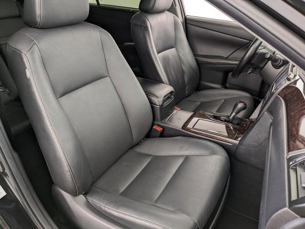 Toyota Camry VII (XV50) Рестайлинг с пробегом 2015 года, цена 1 995 000 рублей, 234410 км, седан, Автокод Объявления