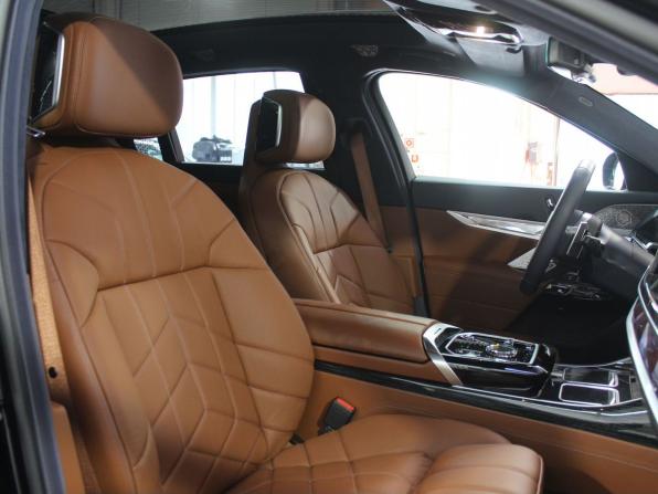 BMW 7 серии VII (G70) с пробегом 2022 года, цена 13 900 000 рублей, 23000 км, седан, Автокод Объявления