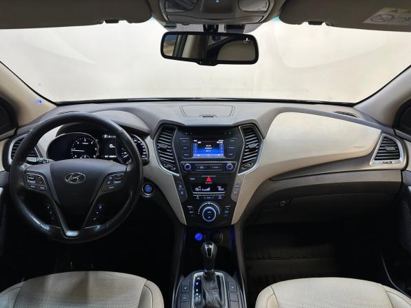 Hyundai Santa Fe III Рестайлинг с пробегом 2016 года, цена 2 000 000 рублей, 230899 км, внедорожник, Автокод Объявления