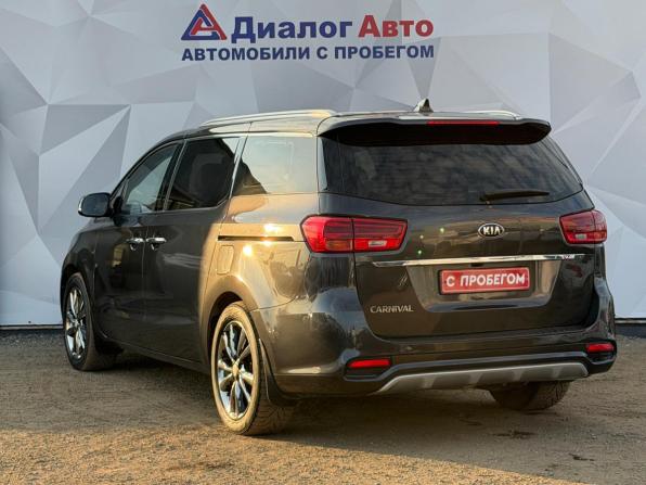 Kia Carnival III с пробегом 2018 года, цена 2 500 000 рублей, 212320 км, минивэн, Автокод Объявления