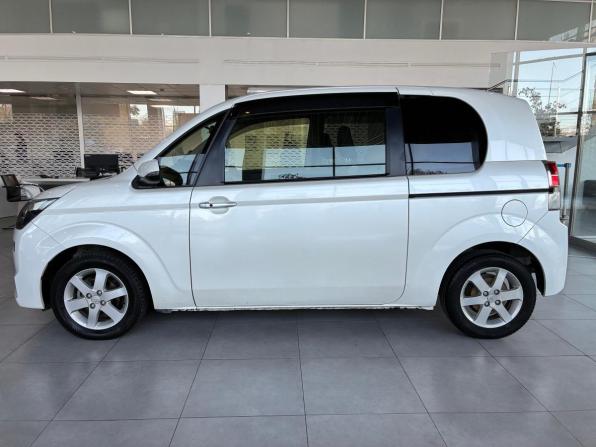 Toyota Spade с пробегом 2016 года, цена 899 000 рублей, 120371 км, минивэн, Автокод Объявления