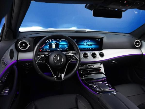 Mercedes-Benz E-Класс V (W213 S213 C238) Рестайлинг с пробегом 2021 года, цена 4 749 546 рублей, 42360 км, седан, Автокод Объявления