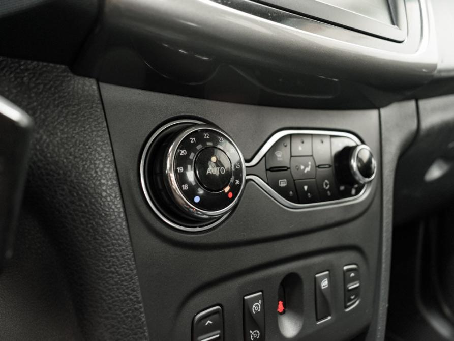 Renault Logan II Рестайлинг Екатеринбург  - изображение 21