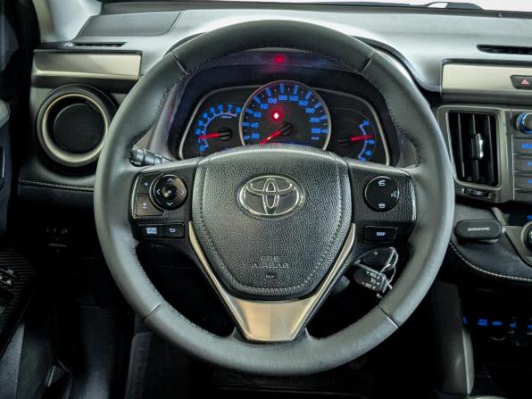Toyota RAV4 IV (XA40) с пробегом 2015 года, цена 1 949 000 рублей, 117000 км, внедорожник, Автокод Объявления