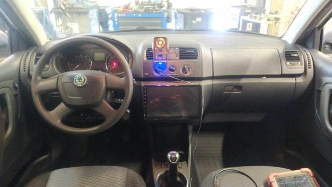 Skoda Fabia II Рестайлинг с пробегом 2011 года, цена 380 001 рубль, 90556 км, хэтчбек, Автокод Объявления