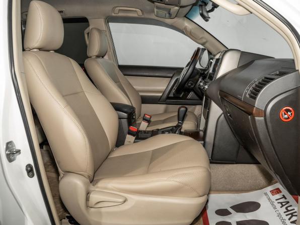Toyota Land Cruiser Prado 150 Series с пробегом 2010 года, цена 3 000 000 рублей, 291484 км, внедорожник, Автокод Объявления