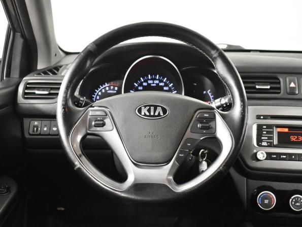 Kia Rio III Рестайлинг с пробегом 2016 года, цена 799 900 рублей, 192141 км, хэтчбек, Автокод Объявления
