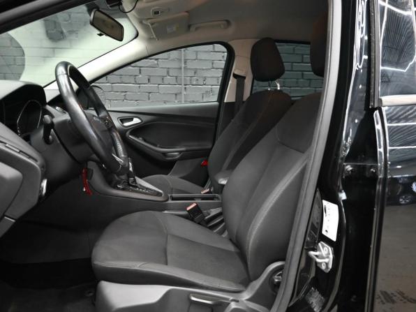 Ford Focus III Рестайлинг с пробегом 2017 года, цена 1 200 000 рублей, 72289 км, хэтчбек, Автокод Объявления