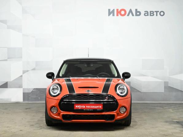 Mini Hatch III (F55/F56) Рестайлинг с пробегом 2018 года, цена 2 400 000 рублей, 50995 км, хэтчбек, Автокод Объявления