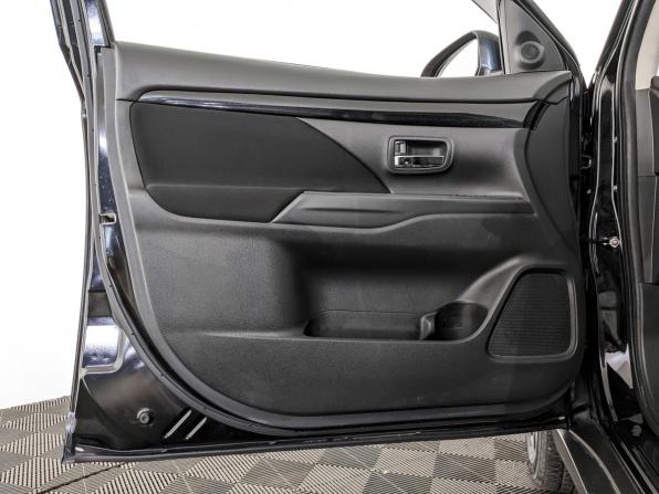 Mitsubishi Outlander III Рестайлинг 3 с пробегом 2020 года, цена 2 790 000 рублей, 54719 км, внедорожник, Автокод Объявления