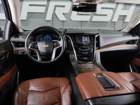 Cadillac Escalade IV с пробегом 2015 года, цена 3 999 000 рублей, 141726 км, внедорожник, Автокод Объявления