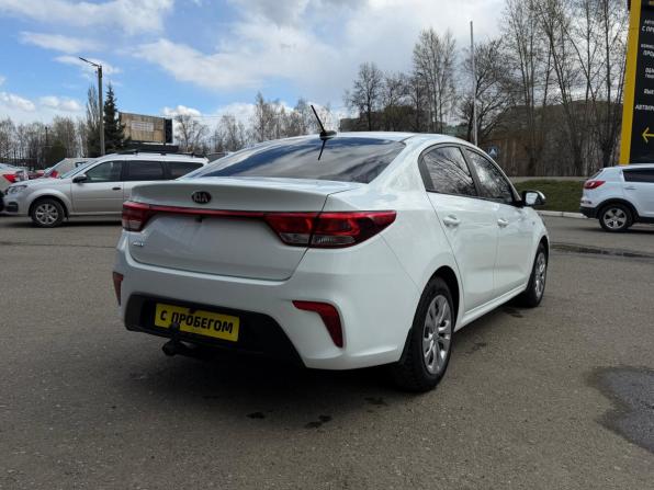 Kia Rio IV с пробегом 2017 года, цена 1 019 000 рублей, 157211 км, седан, Автокод Объявления