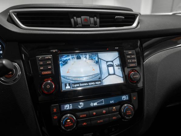 Nissan Qashqai II с пробегом 2016 года, цена 1 495 000 рублей, 140006 км, внедорожник, Автокод Объявления