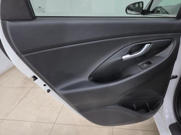 Hyundai i30 III Рестайлинг 2 с пробегом 2022 года, цена 1 790 000 рублей, 83248 км, универсал, Автокод Объявления