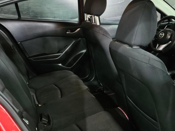 Mazda 3 III (BM) с пробегом 2014 года, цена 988 000 рублей, 178600 км, седан, Автокод Объявления