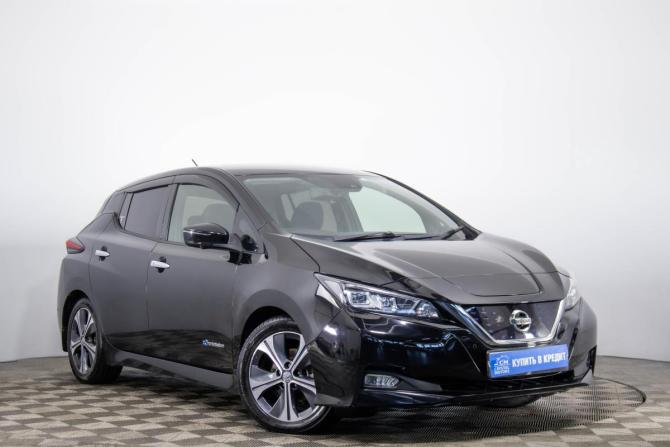 Nissan Leaf II (ZE1) с пробегом 2018 года, цена 1 749 000 рублей, 140100 км, хэтчбек, Автокод Объявления