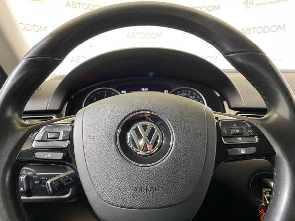 Volkswagen Touareg II Рестайлинг с пробегом 2015 года, цена 2 427 000 рублей, 224965 км, внедорожник, Автокод Объявления