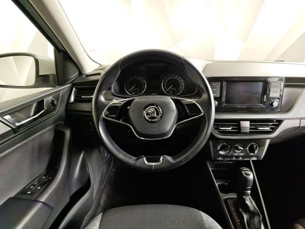 Skoda Rapid II с пробегом 2022 года, цена 1 699 000 рублей, 102068 км, лифтбек, Автокод Объявления