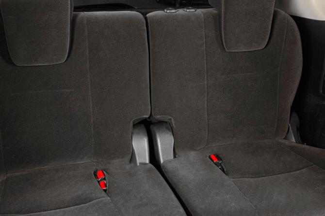 Toyota Noah II (R70) с пробегом 2012 года, цена 1 889 000 рублей, 198000 км, минивэн, Автокод Объявления