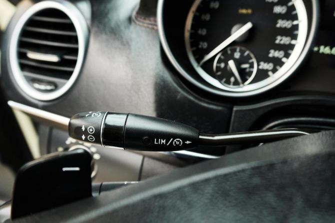 Mercedes-Benz GL-Класс I (X164) Рестайлинг с пробегом 2012 года, цена 2 319 000 рублей, 251817 км, внедорожник, Автокод Объявления