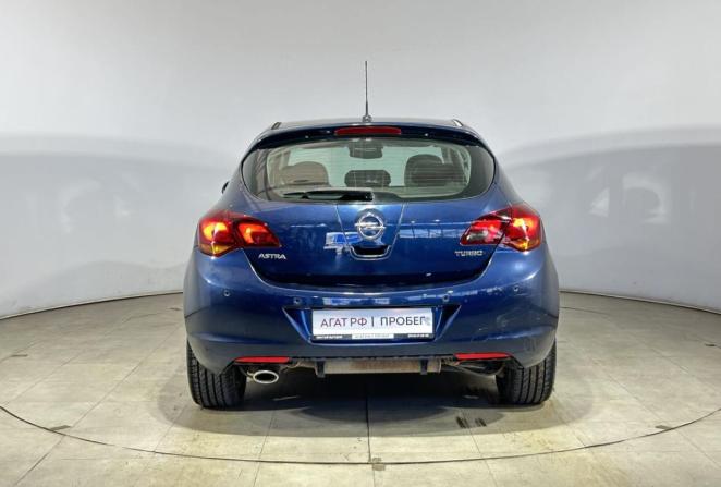 Opel Astra J с пробегом 2011 года, цена 590 000 рублей, 198947 км, хэтчбек, Автокод Объявления