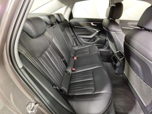 Audi A6 V (C8) с пробегом 2018 года, цена 4 690 000 рублей, 60109 км, седан, Автокод Объявления