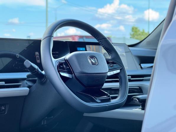 Changan CS75 Plus III с пробегом 2024 года, цена 2 600 000 рублей, 14907 км, внедорожник, Автокод Объявления