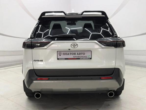 Toyota RAV4 V (XA50) с пробегом 2021 года, цена 2 750 000 рублей, 132113 км, внедорожник, Автокод Объявления
